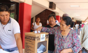 Bolivianos comprometidos con el país emitieron su voto en Mendoza