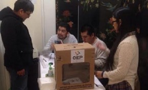 Referendo Constitucional: Bolivianos y bolivianas en el Asia iniciaron la votación
