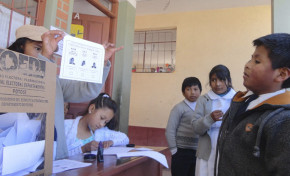 Se realizan actividades electorales en Unidades Educativas de Potosí