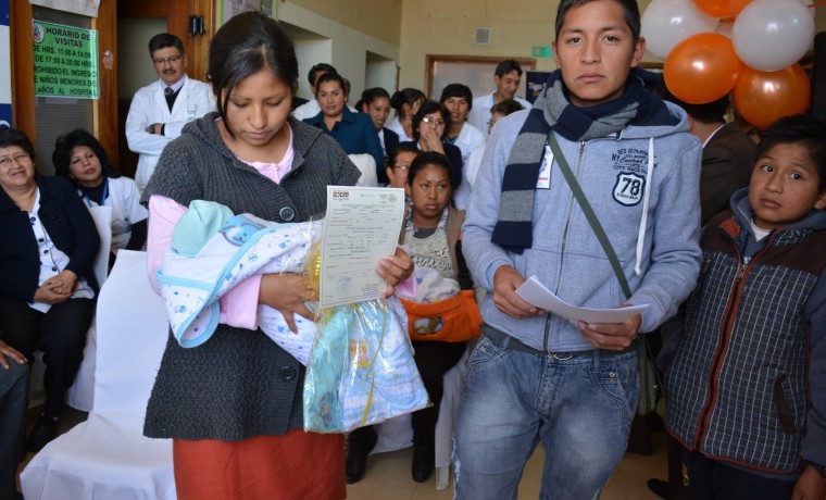 3. Inauguración de la caseta registral en la Caja Nacional de Salud Hospital Obrero, en Potosí.