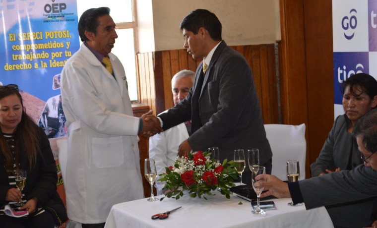 5. Inauguración de la caseta registral en la Caja Nacional de Salud Hospital Obrero, en Potosí.