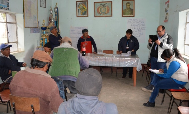 Consulta previa en la comunidad Quiriza, en Villazón.