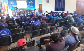 SIFDE Tarija capacitó sobre Democracia Intercultural en Yunchará y Uriondo