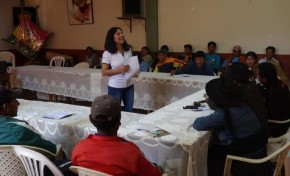 Comunicadores barriales de Sucre se capacitan en Democracia Intercultural