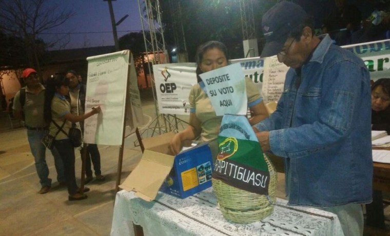 1. La elección en la zona Parapitiguasu se realizó por aclamación y voto secreto, el 30 de agosto.