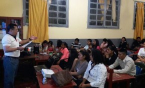 Tarija: Estudiantes del CEA Libertador Simón Bolívar se capacitaron sobre Democracia Intercultural