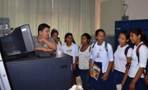 Estudiantes del área dispersa de Cobija visitan el TED Pando para conocer su trabajo