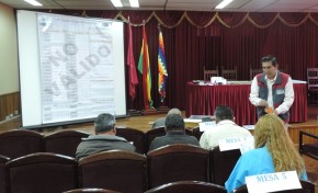 TED Oruro capacita a jurados para elecciones de COTEOR