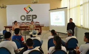 Pando: estudiantes de la ABAIS conocen el trabajo del OEP
