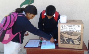 Unidades educativas de Huachacalla eligieron sus gobiernos estudiantiles