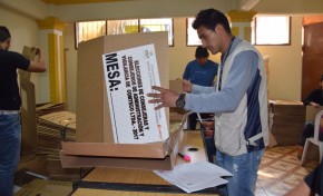 TED Cochabamba inició el armado de 120 kits electorales para las elecciones de COMTECO