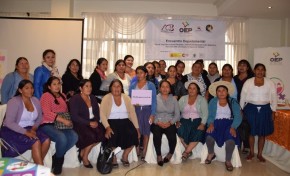 Cochabamba: mujeres autoridades reflexionaron sobre Democracia Paritaria en un encuentro departamental
