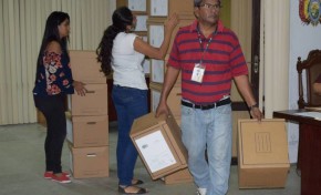 TED Santa Cruz tiene listos los 66 paquetes de material electoral para el referendo  en Vallegrande y Postrervalle
