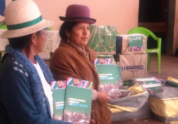 Oruro: Corque Marka recibió un lote de ejemplares de su estatuto autonómico indígena para la socialización