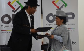 TSE y Cancillería firman adenda de ratificación del convenio para empadronamiento permanente de bolivianos en el exterior