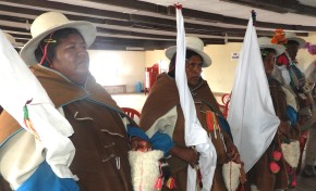 Oruro: cuatro legisladores del gobierno indígena de Uru Chipaya rotan en sus cargos