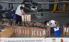 Cochabamba: avanza la entrega de maletas electorales a notarios del área dispersa