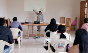 El TED Chuquisaca desarrolla curso de notarios de manera virtual y presencial