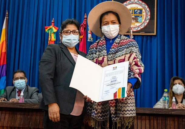 Concejalas mujeres representan el 54% de las autoridades electas en 33 municipios de Oruro