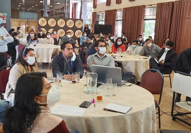Autoridades y personal del TED Tarija evalúan el proceso electoral con apoyo del PNUD