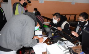 Serecí La Paz inicia emisión de certificados de nacimiento gratuitos y saneamiento documental en el penal de San Pedro