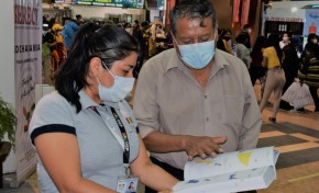 El TED Cochabamba y Serecí bridan información y servicios en la Feicobol