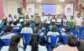 Un total de 120 estudiantes de La Asunta recibieron capacitación en democracia intercultural por el TED La Paz