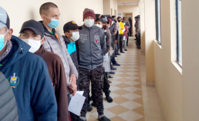 El TSE visita el centro de rehabilitación de Qalauma, en La Paz, para brindar servicios registrales a los internos