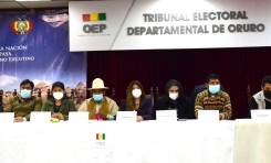 El TSE entrega credenciales a autoridades electas del Gobierno Autónomo de Uru Chipaya