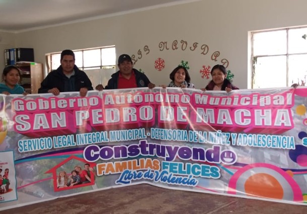 TSE moviliza al Serecí de Potosí para capacitar en servicios registrales al personal de salud de San Pedro de Macha