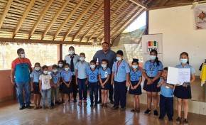 Gobiernos estudiantiles de San Ignacio de Moxos recibieron sus credenciales