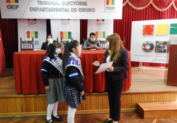 El TED Oruro concluye proceso electoral con 155 gobiernos estudiantiles elegidos