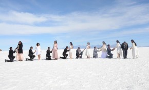 Matrimonio en Potosí: 34 parejas de cuatro departamentos se dieron el "sí" en Uyuni