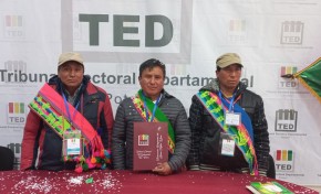 El TED Potosí entrega credencial al nuevo Jilakata de la Autonomía Originaria del Jatun Ayllu Yura