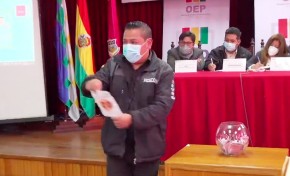 El TED Oruro recibe la renuncia de un candidato al Consejo de Vigilancia