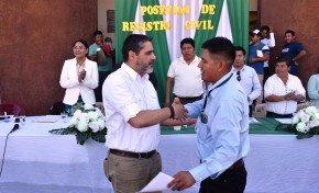 Serecí Santa Cruz posesiona a nuevo Oficial de Registro Civil de Chané Independencia