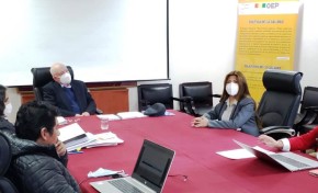 El TED Oruro entrega el acta de cómputo de Coteor a la Sala Plena del TSE