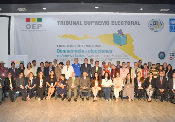 Autoridades electorales de la región firman la Declaración de Santa Cruz que respalda a los órganos electorales como garantes de la democracia