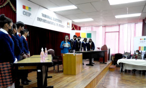 Estudiantes de Oruro aprenden sobre la Democracia Intercultural en Olimpiadas del OEP