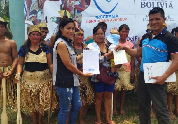 Niños de Portachuelo reciben de forma gratuita su primer certificado de nacimiento