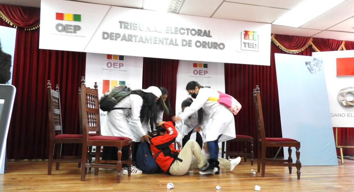 ORURO_TEATRO_DESPATRIARCALIZACIÓN_03