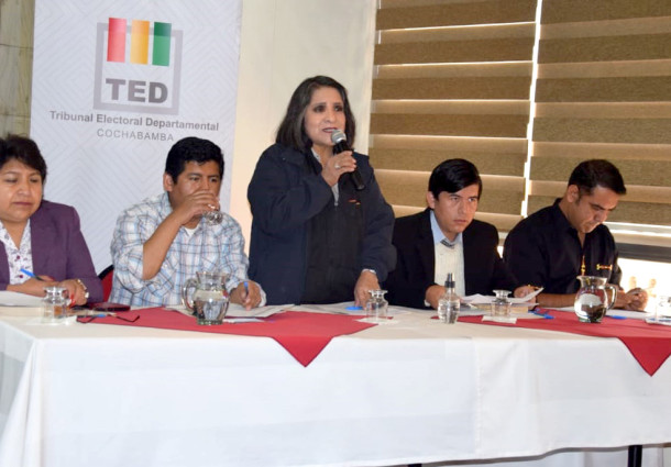 Cochabamba: TSE lleva a cabo la primera mesa multipartidaria con agrupaciones ciudadanas