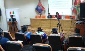 Lideresas de Potosí dialogaron sobre el ejercicio de los derechos políticos de las mujeres en Bolivia