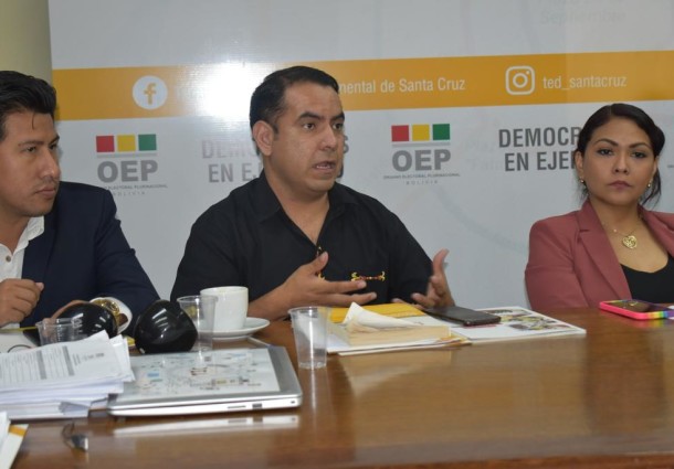 Santa Cruz: Autoridades del TSE participaron en una mesa técnica con representantes de la AIOC Kereimba Iyaambae para la elección de representantes al Ñeamboti Guasu