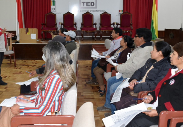 Elecciones de Cosaalt: TED Tarija avanza en la capacitación a jurados electorales