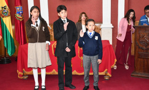 TED Oruro entrega credenciales al nuevo directorio del Comité de Niñas, Niños y Adolescentes