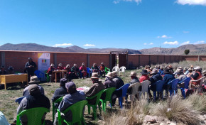 El TED La Paz capacita sobre la conversión a AIOC en el municipio de Humanata