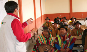 TED Oruro: autoridades originarias de Salinas reciben capacitación en democracia comunitaria