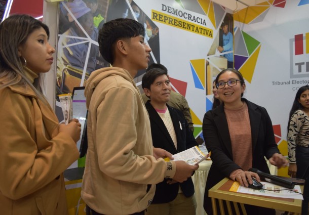 Cochabamba: hasta el 5 de mayo el OEP ofrece servicios registrales en la Fexco 2024