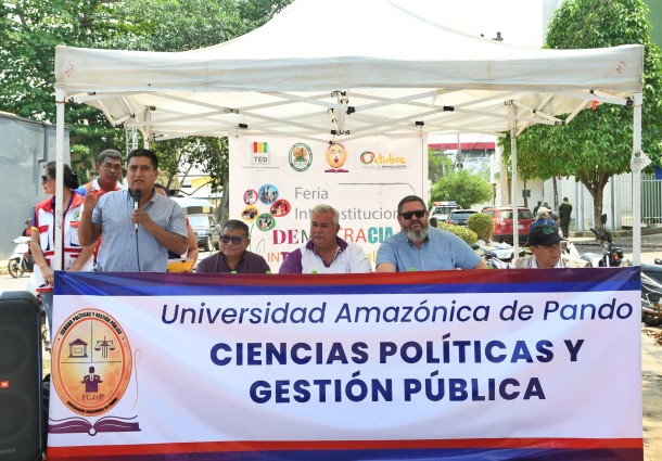 TED Pando y Ciencias Políticas de la UAP realizaron feria interinstitucional por el “mes de las democracias”